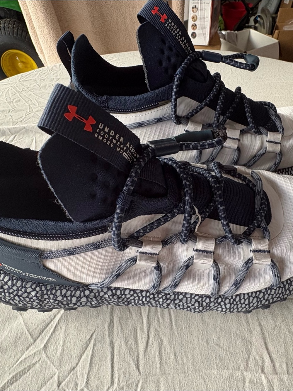 Size 10 - Men’s Under Armour HOVR Summit Fat Tire Cuff Michelin Trail Shoes